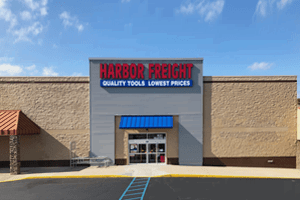 Lexington's first Harbor Freight store opens