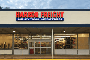 Harbor freight on sale hours today